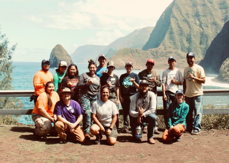 A'ohe pau ka 'ike i ka hālau ho'okāhi