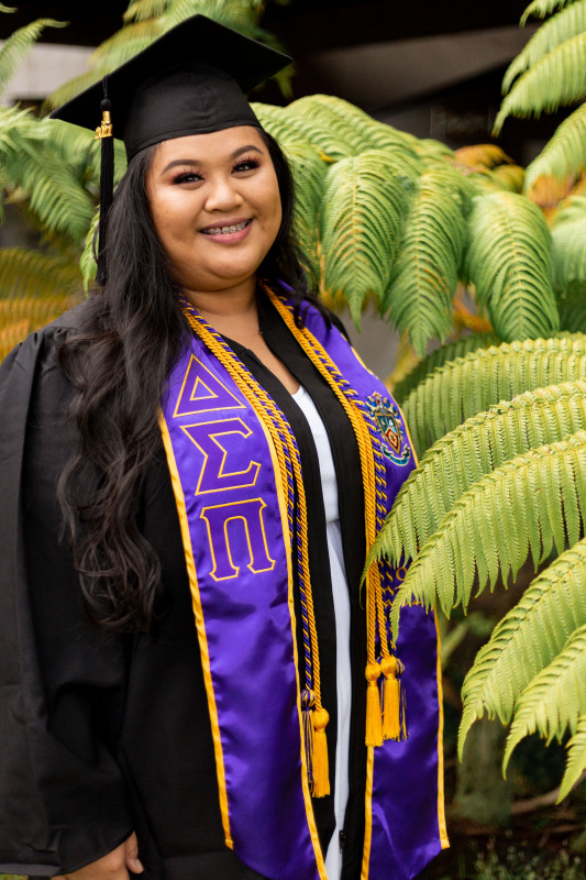 Iconic UHH Hapu’u outside Mo’okini Library