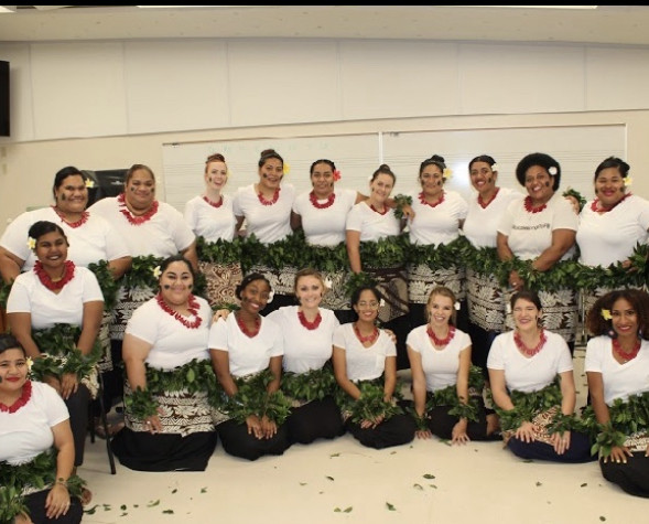 Dance group photo in traditional Fijian clothes at UH Hilo.