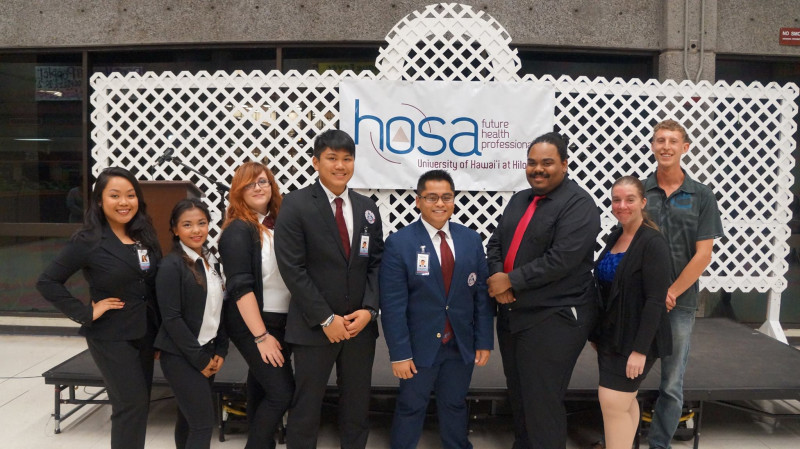 UHHSA & HOSA Members at event in UH Hilo Cafeteria!