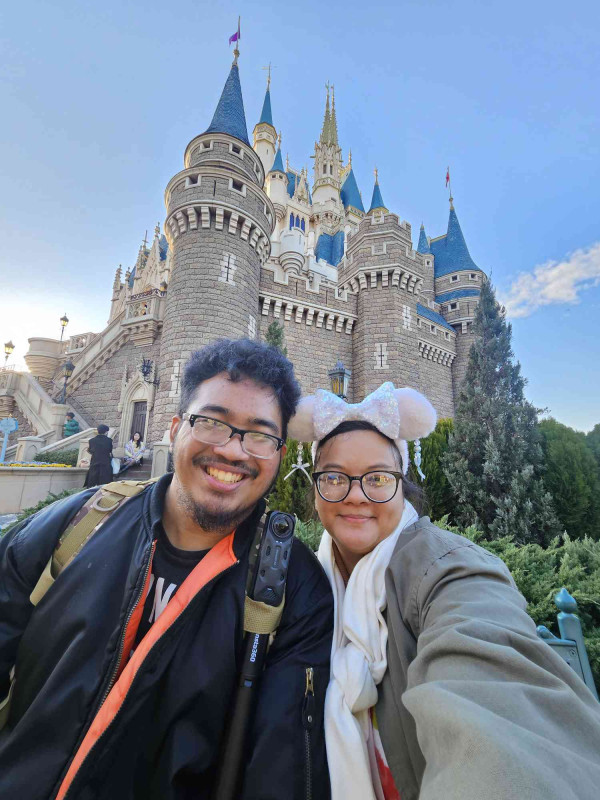 Portrait photo of Trinity and her husband Roel!